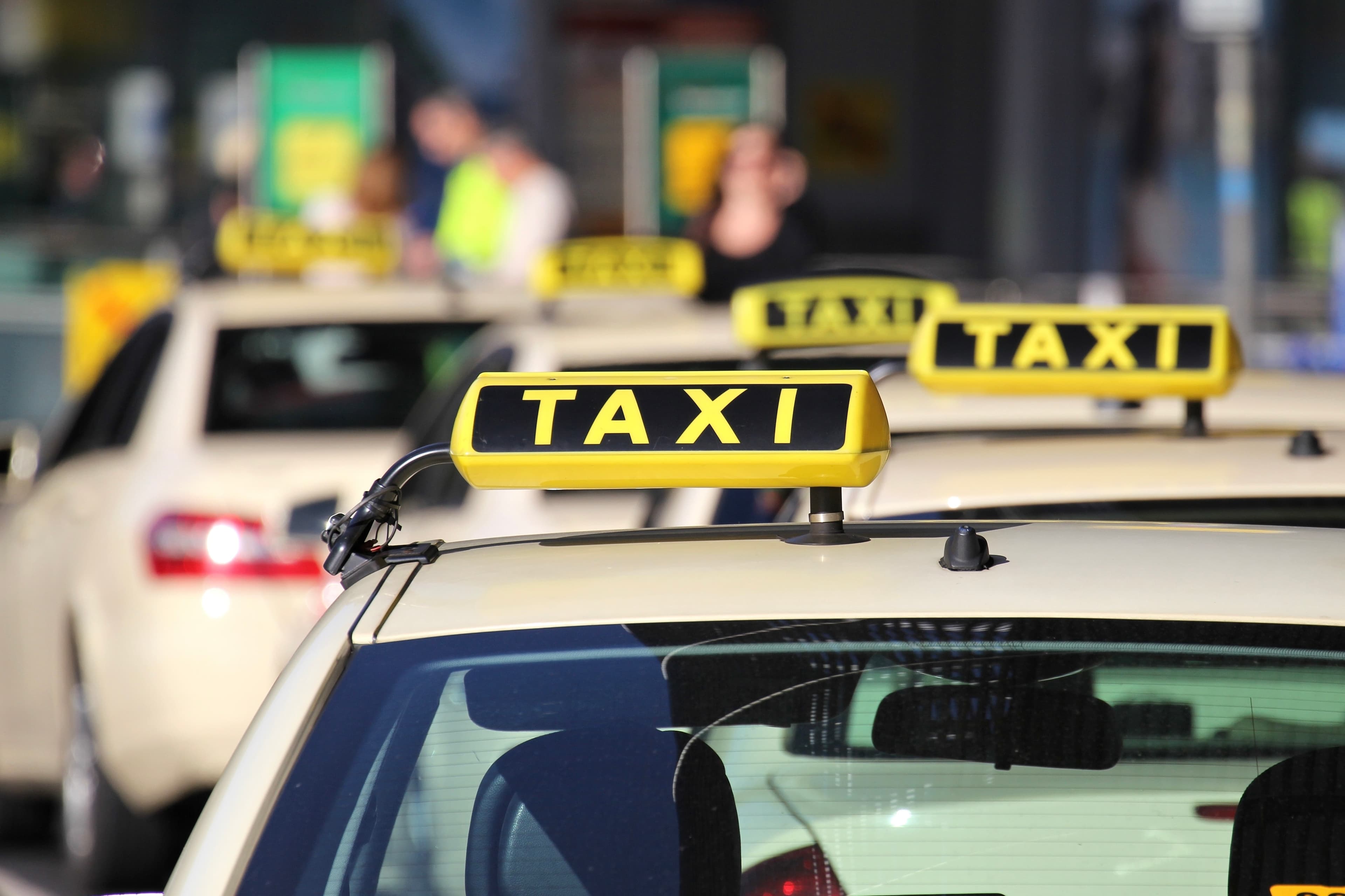 Titelbild Erfolgsgeschichte Rhein Taxi